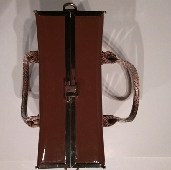 Woman's Purse - Picture 4 of 4